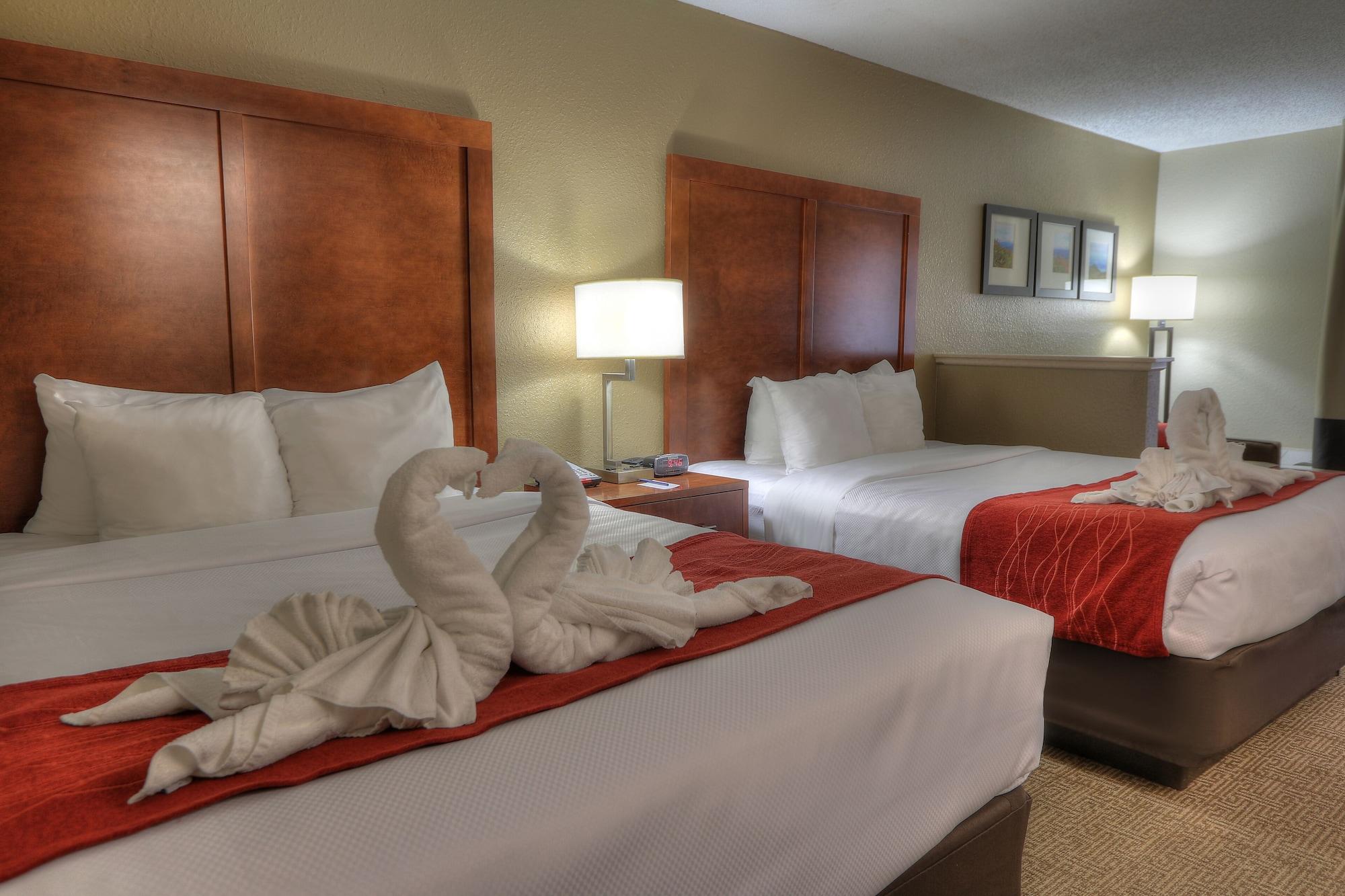 Comfort Inn & Suites At Dollywood Lane Pigeon Forge Esterno foto