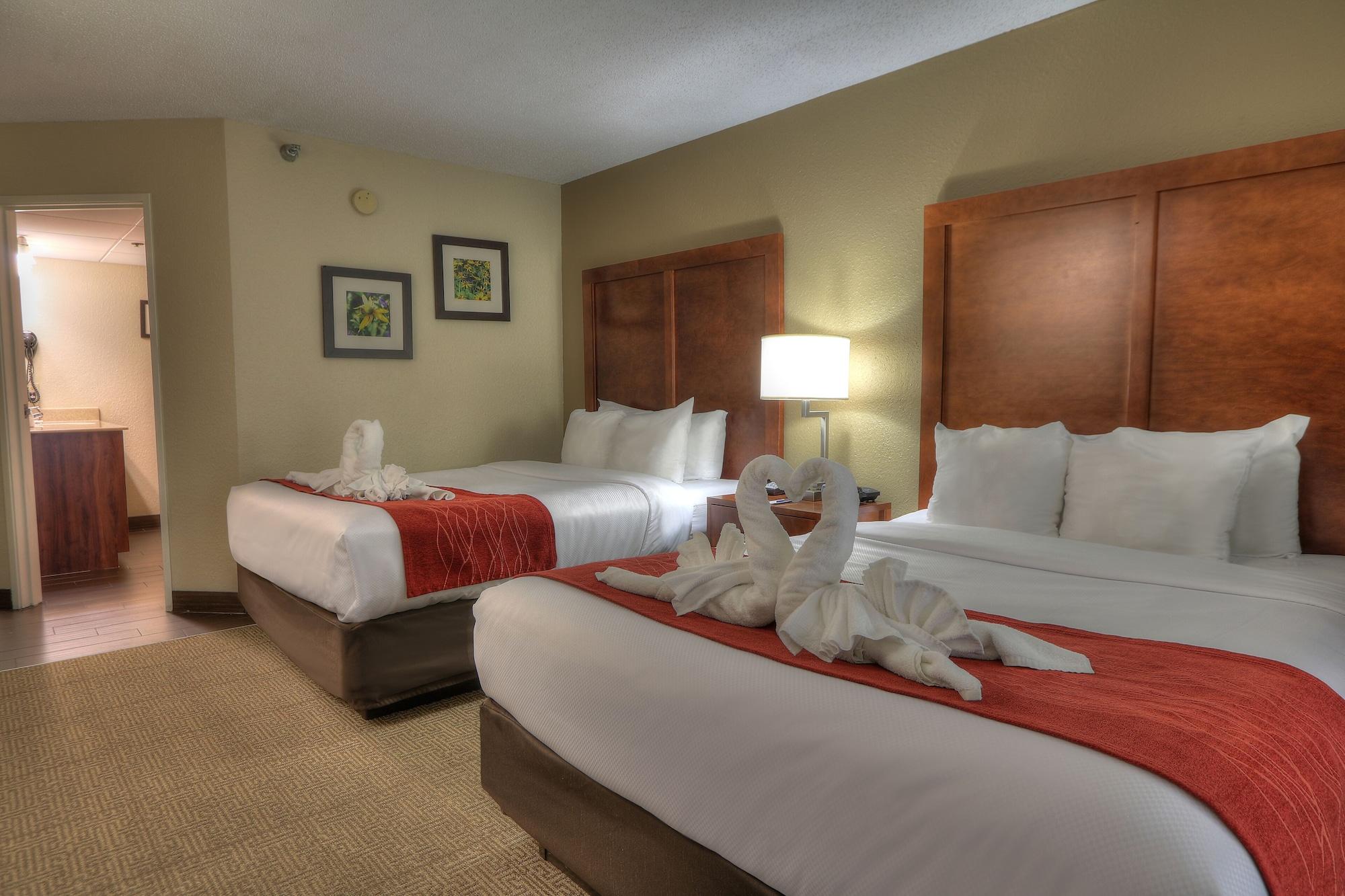 Comfort Inn & Suites At Dollywood Lane Pigeon Forge Esterno foto