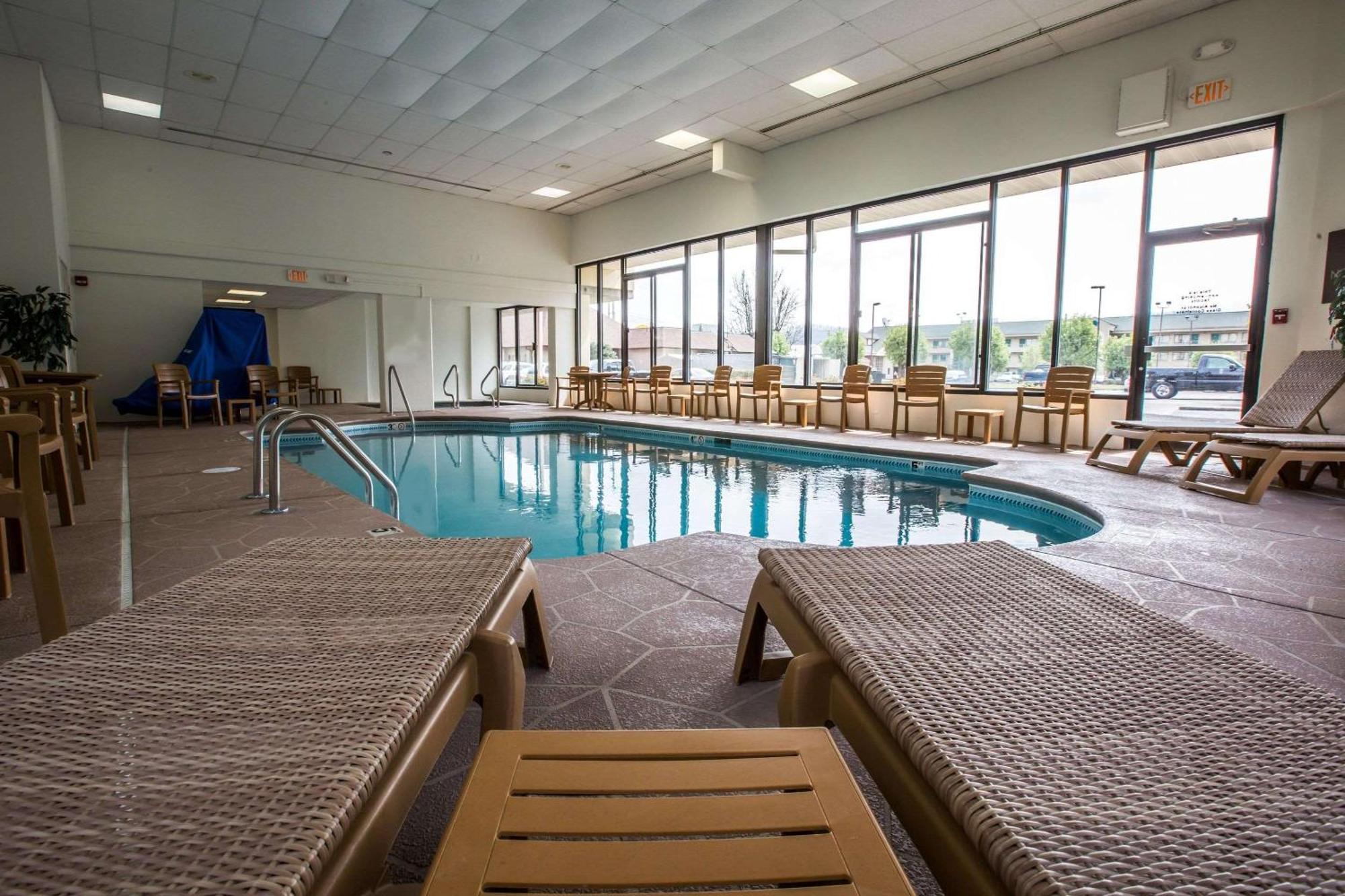 Comfort Inn & Suites At Dollywood Lane Pigeon Forge Esterno foto