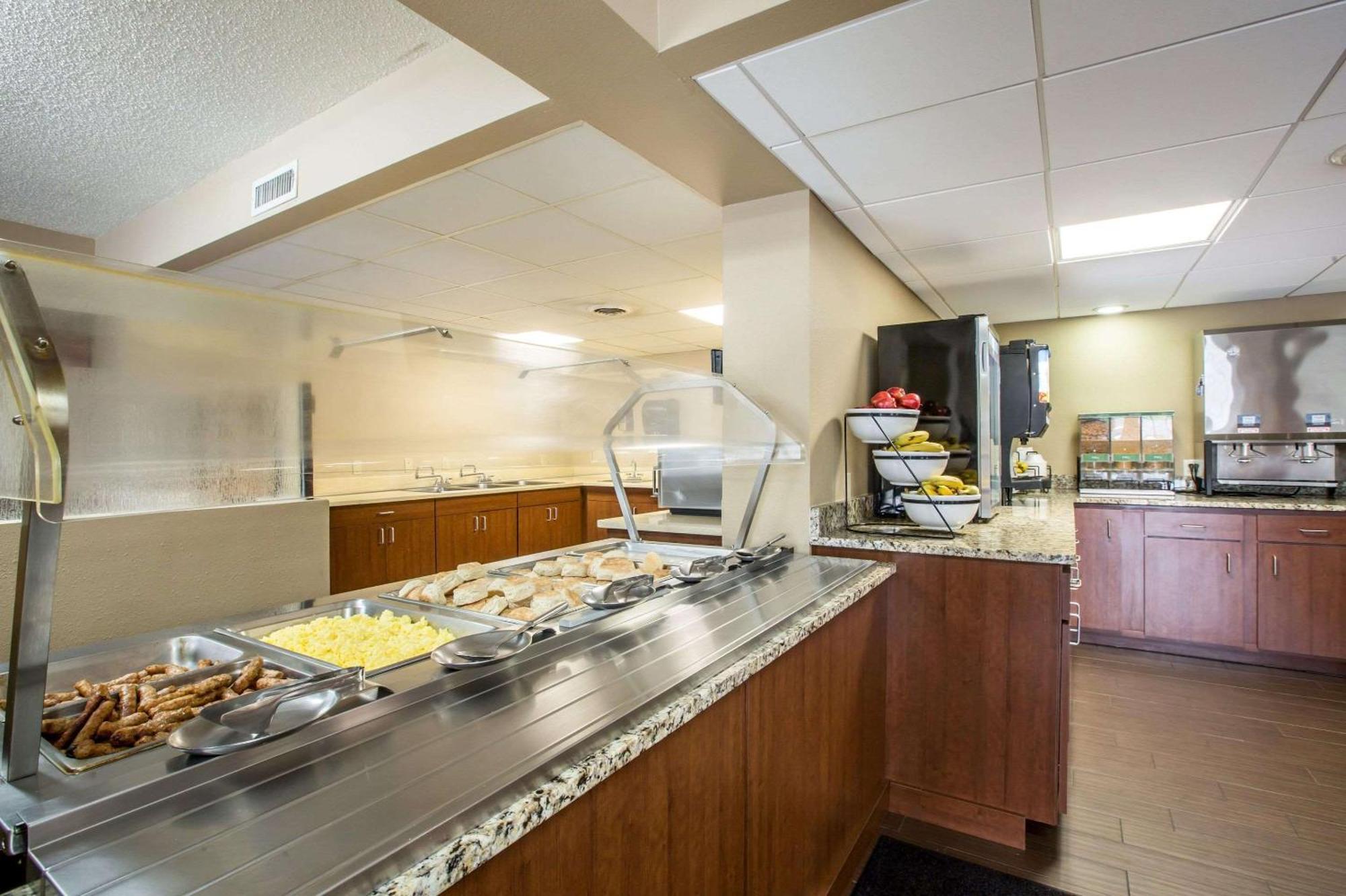 Comfort Inn & Suites At Dollywood Lane Pigeon Forge Esterno foto