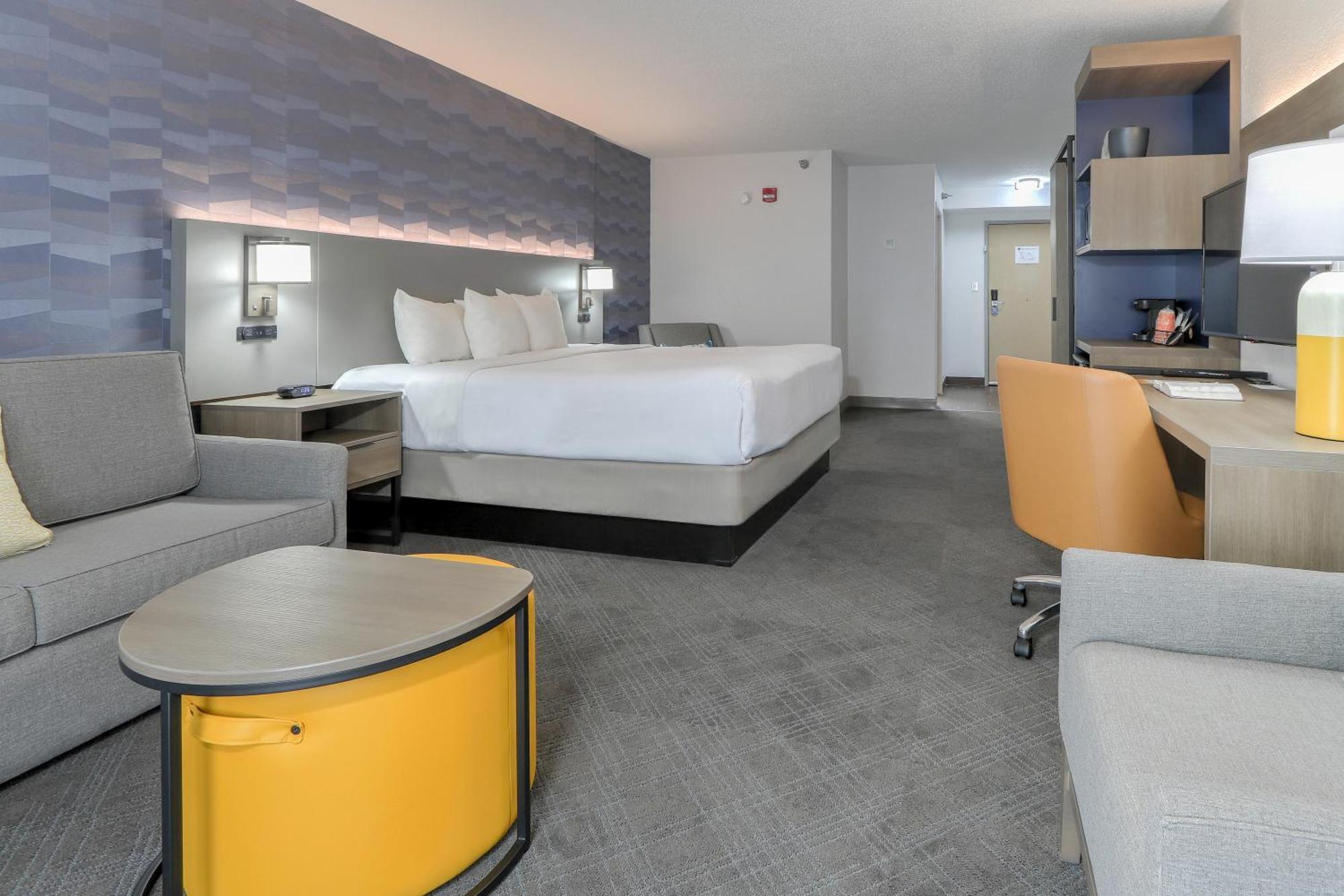 Comfort Inn & Suites At Dollywood Lane Pigeon Forge Esterno foto