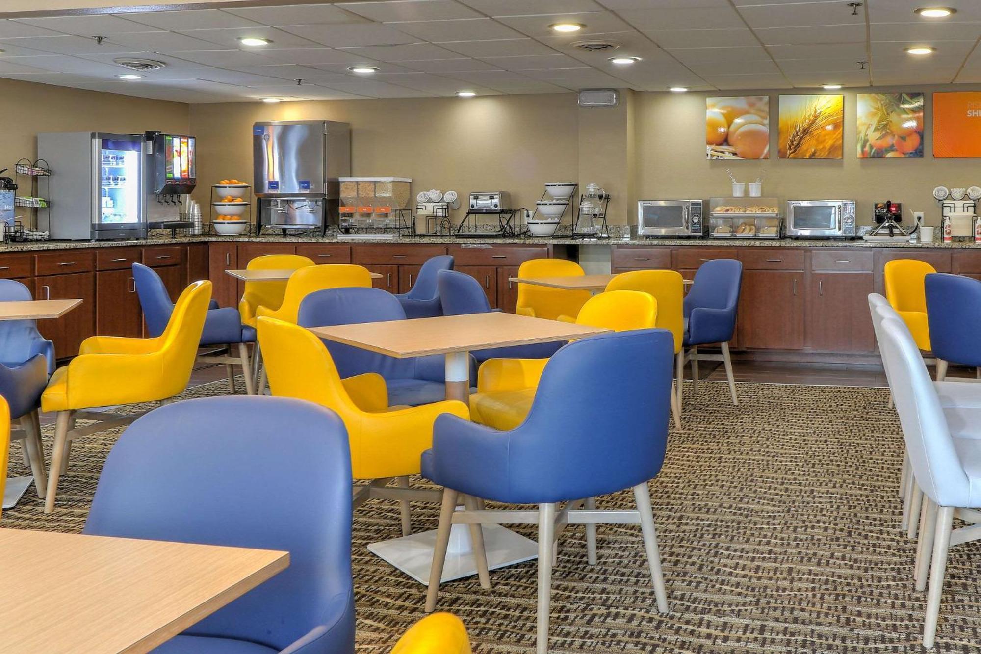 Comfort Inn & Suites At Dollywood Lane Pigeon Forge Esterno foto