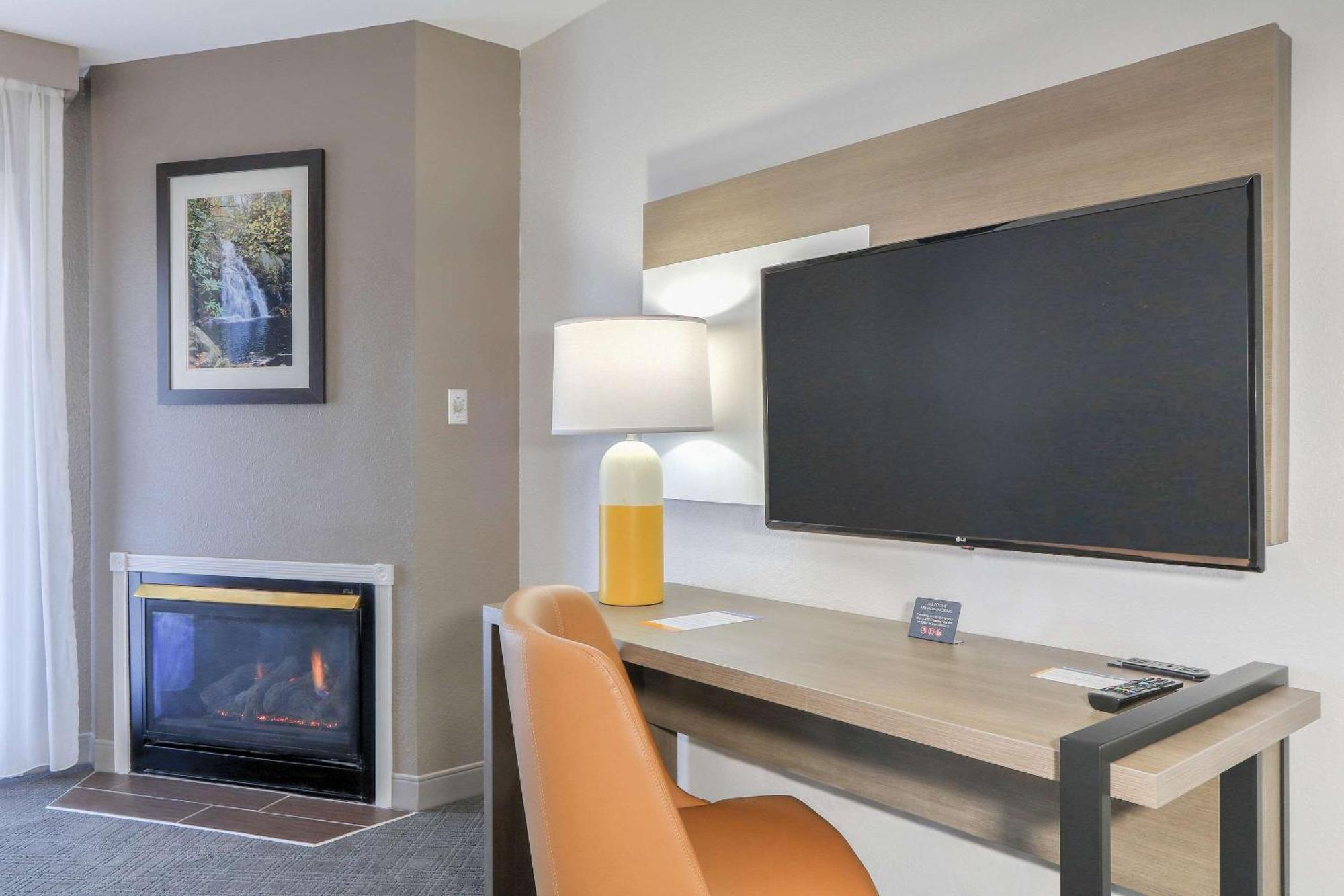 Comfort Inn & Suites At Dollywood Lane Pigeon Forge Esterno foto