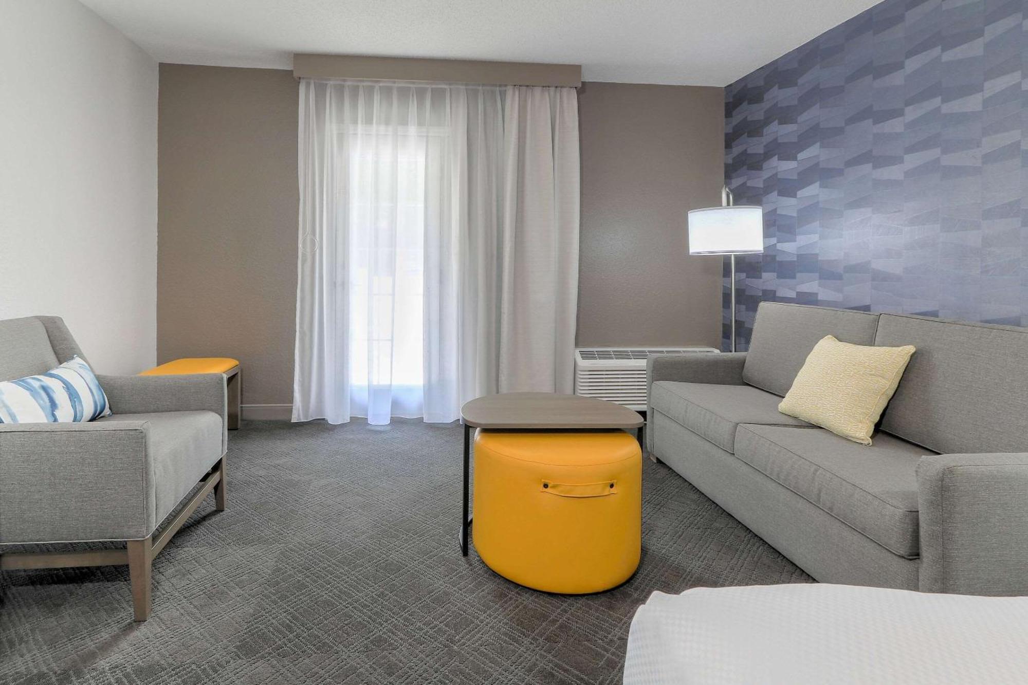 Comfort Inn & Suites At Dollywood Lane Pigeon Forge Esterno foto