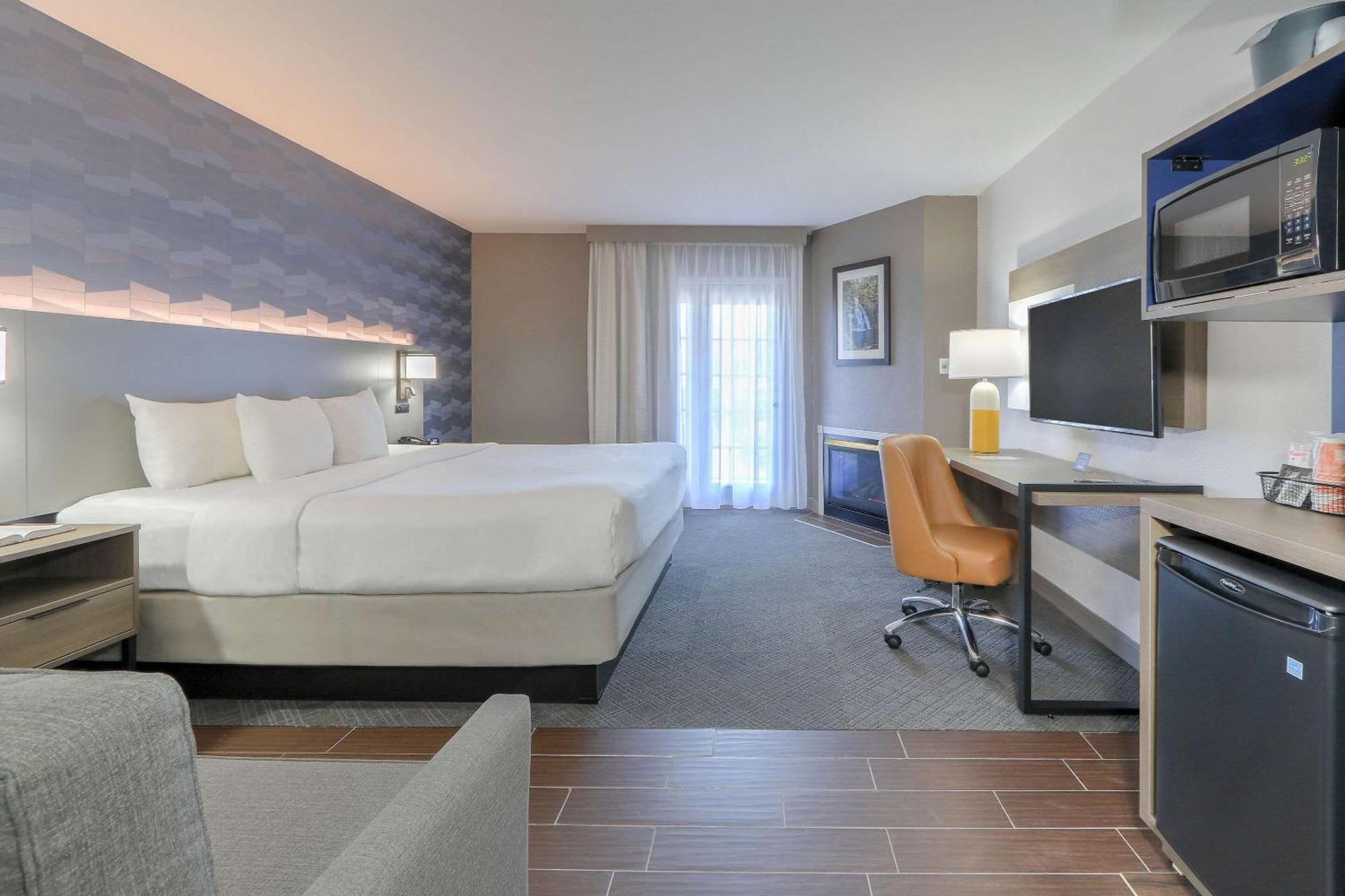 Comfort Inn & Suites At Dollywood Lane Pigeon Forge Esterno foto